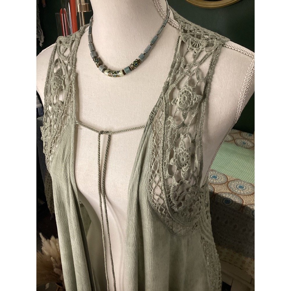Miss Me Sage Green Distressed Crochet Lace Back Tassel Tie Boho Vest Small - Picture 2 of 6